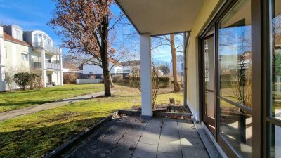 Geräumiges, möbliertes Apartment mit Einbauküche und Terrasse