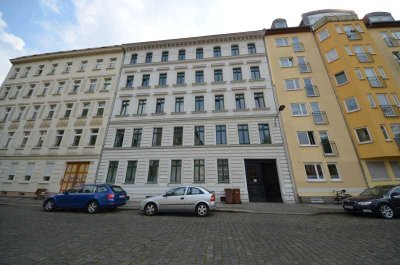 Wohnen in der beliebten Südvorstadt! 3-Zimmerwohnung mit Balkon in ruhiger Seitenstraße!