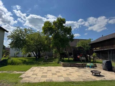 5 Zimmer Erdgeschoss Wohnung mit großem Garten in Tomerdingen