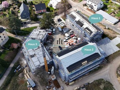 **ERSTBEZUG: Familienfreundliche 4-Raum-Wohnung in grüner Lage**