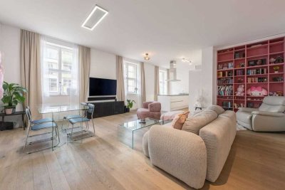 Hochwertige 3-Zimmer-Altbau Loft Wohnung mit Einbauküche, Balkon, 2 Bäder, Aufzug, Tiefgarage,Keller