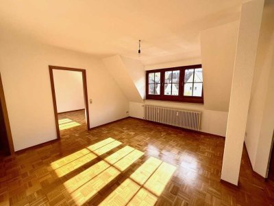 Zentrale, lichtdurchflutete 3,5 Zimmer-Dachgeschosswohnung Altstadt Bad Urach