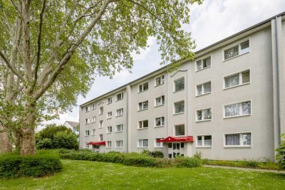 ***Modernisierte 4-Zimmer-Wohnung in Duisdorf mit Balkon***