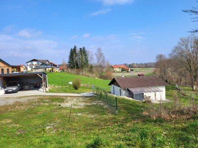 Idyllisches Wohnhaus im Grünland (Sternchenwidmung)