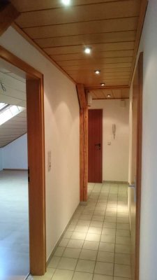 Gemütliche Single DG-Wohnung