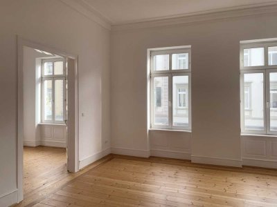 Schöne sanierte 5-Zimmer-Altbauwohnung