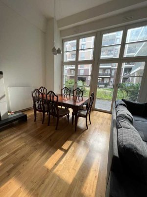 Suche Nachmieter Geräumige 4-Zimmer Wohnung mit Balkon in Berlin-Mitte