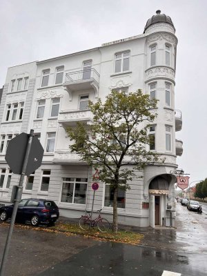 Modernisierte, citynahe 3-Zimmer-Wohnung mit Balkon und EBK in Wilhelmshaven