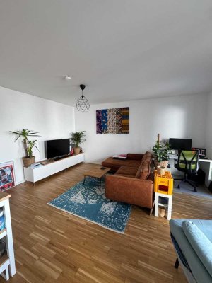 Möblierte 2-Zimmer-Wohnung mit Balkon zur befristeten Untermiete (flexibel ab Juni)