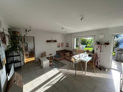 Energetisch sanierte 2-Zimmer-Terrassenwohnung mit EBK in Friedrichshafen - Berg