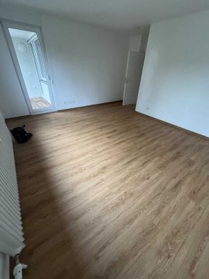 Energetisch sanierte 3 ZKB-Wohnung mit Loggia in Homburg, Gleiwitzer Straße 22