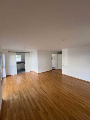 **Helle 2-Zimmer-Wohnung mit Garten & moderner Einbauküche in Freiburg-St. Georgen**