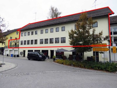 Wohnungen - Renditeobjekt über Ladeneinheit in einem Wohn- und Geschäftshaus in 1a Lage von Teisnach