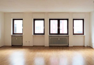 EINE ECHTE STADTWOHNUNG! Helle 2- bis 3-Zimmer-Wohnung in Durlach