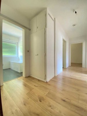 ***ZWEITBEZUG NACH SANIERUNG*** Sehr helles 3-Zimmer-Apartment mit Balkon***