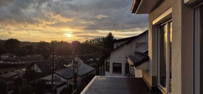 Exklusive 2-Zimmer-Wohnung mit gehobener Innenausstattung, Balkon und Einbauküche in Oberboihingen