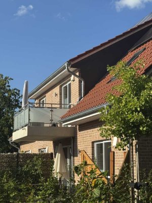 Moderne Dachgeschosswohnung in Ashausen – Neubau KfW 40+