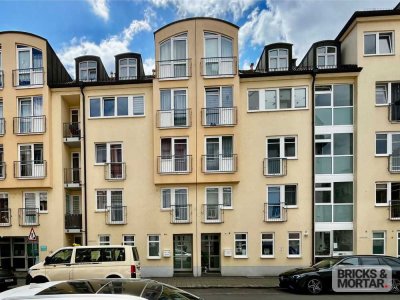 Modernisierte Maisonettewohnung mit 2 Balkonen und optinaler Tiefgaragenstellplatz