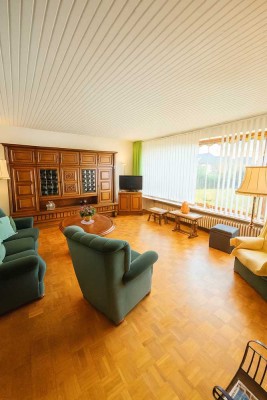 Familienfreundliches Einfamilienhaus mit viel Potenzial in zentraler Lage