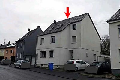 Charmantes Zweifamilienhaus mit Garten in gefragter Wohnlage von Wesseling-Berzdorf
