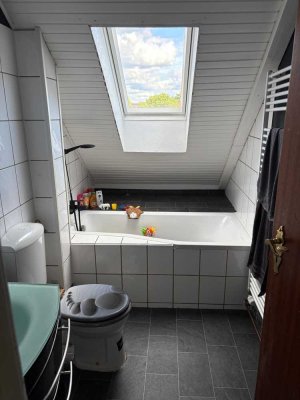 Großes und preiswertes 8-Zimmer-Einfamilienhaus zur Miete in Eldingen, Eldingen