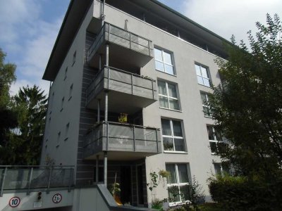 47605/71 - Große und helle, WG-geeignete 3 Zimmer Wohnung mit Balkon in Köln Porz