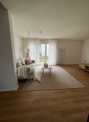 Jetzt einziehen – 1 Monat mietfrei! Charmantes Reihenhaus in Hohen Neuendorf