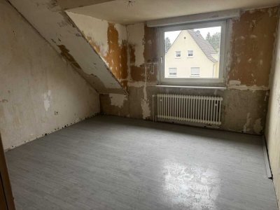 ERSTER MONAT MIETFREI! Renovierungsbedürftige Wohnung im schönen Dortmund-Hombruch