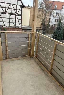 Naumburg-Zentrum mit Balkon!