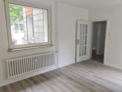 Renovierte 3-Zimmer-Wohnung mit Balkon zu vermieten! 1 Nettokaltmiete frei (2. Monat)