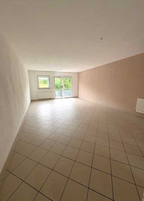 Großzügige, helle 3-Zimmer-Wohnung mit Balkon und Garage in ruhiger Lage von Eltmann