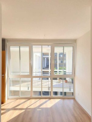 modernisierte 2-Raum-Wohnung m. gr. Balkon in Eisenacher Zentrum - Besichtigung für 14.07.2026 14.00