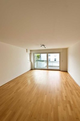 Gepflegte und helle 3-Zimmer-Wohnung mit Süd-West-Balkon in bester Lage