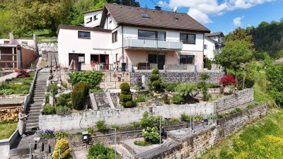 Einfamilienhaus mit Einliegerwohnung und Weitblick