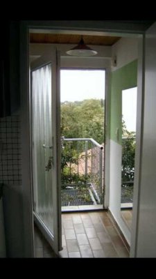 Exklusive, sanierte 1-Zimmer Atelierwohnung mit Einbauküche in Friedrichsdorf