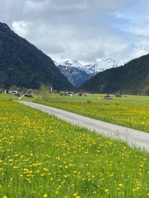 Lechtal in Tirol ... Attraktives Zweifamilienhaus mit vielen Extras im Ski- und Wanderparadies