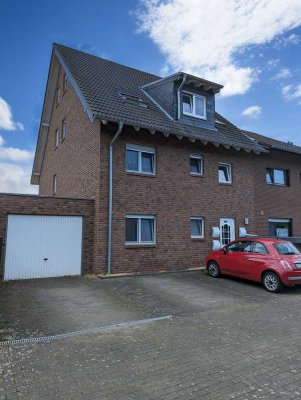 Freundliche 4-Zimmer Maisonette Wohnung mit Balkon und Gäste-WC in Bergheim-Thorr