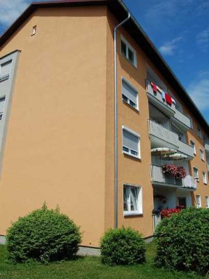 Jetzt zugreifen! Renovierte 3-Zimmer-Wohnung mit Balkon in Stadtlage!