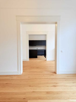 Schweizer Straße: Stilvolle Altbauetage mit ca. 200 m² Wohnfläche