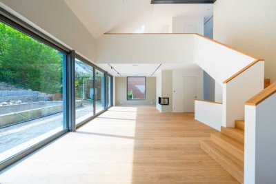 Erstbezug – Architektenhaus im Musikerviertel, mit separater Einheit und Pool