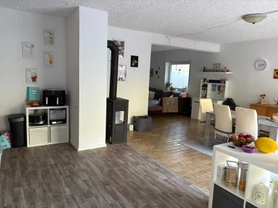 Schöne und Idyllische 2ZKB Wohnung