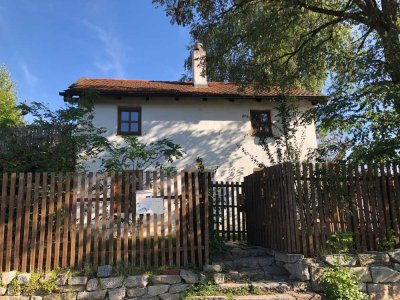 Älteres Haus in Ergoldsbach - ideal für Betriebe, Handwerker und Monteure