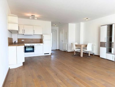 Modernes Single-Studio mit Einbauküche, Dachterrasse (Südausrichtung) und TG in Bahnhofsnähe