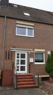 Charmantes  Reihenhaus inkl. Garage – ideal für junge Familien!