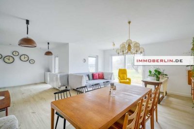 IMMOBERLIN.DE - Energieeffizienter & eleganter Bungalow mit Sonnengarten in ländlicher Lage