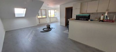 Helle Dachgeschosswohnung in Marbach