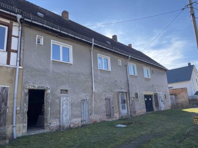 200m² Wohnfläche (OG)+200m² Gewölbe/Garagen (EG) auf 900 m² mit Garten - nahe Mondsee in Hohenmöslen