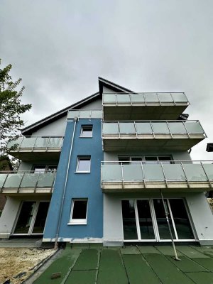 Wohnberechtigungsschein! Wohnung mit Aufzug und schönem großen Balkon
