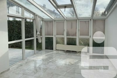 Tolles Haus mit Wintergarten in Offenhausen