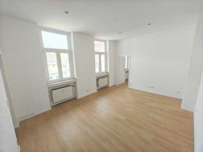 Kernsanierte 2-Zimmer-Wohnung mit gehobener Innenausstattung in Uerdingen